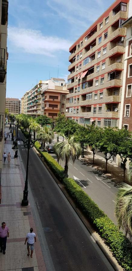 La Parada Zaragoza Bagian luar foto